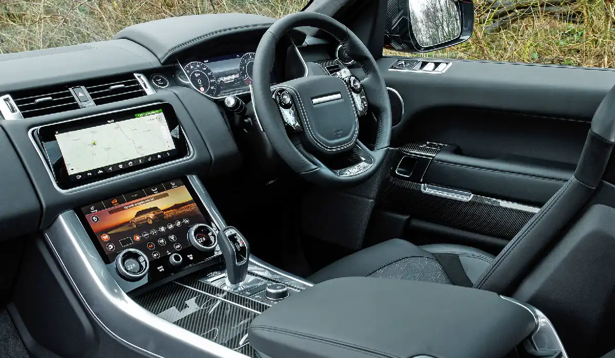 Land Rover - Range Rover Sport Dynamic SE  - Car Rentals Near me - Used Cars Near me - Exclusive Concierge Club.webp